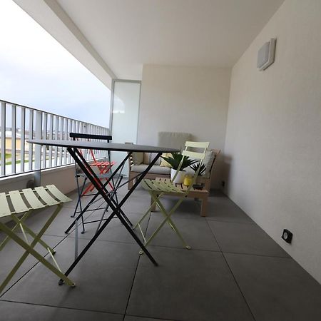 La Jolie Vue - garage et balcon à deux pas du centre Apartamento Annecy Exterior foto